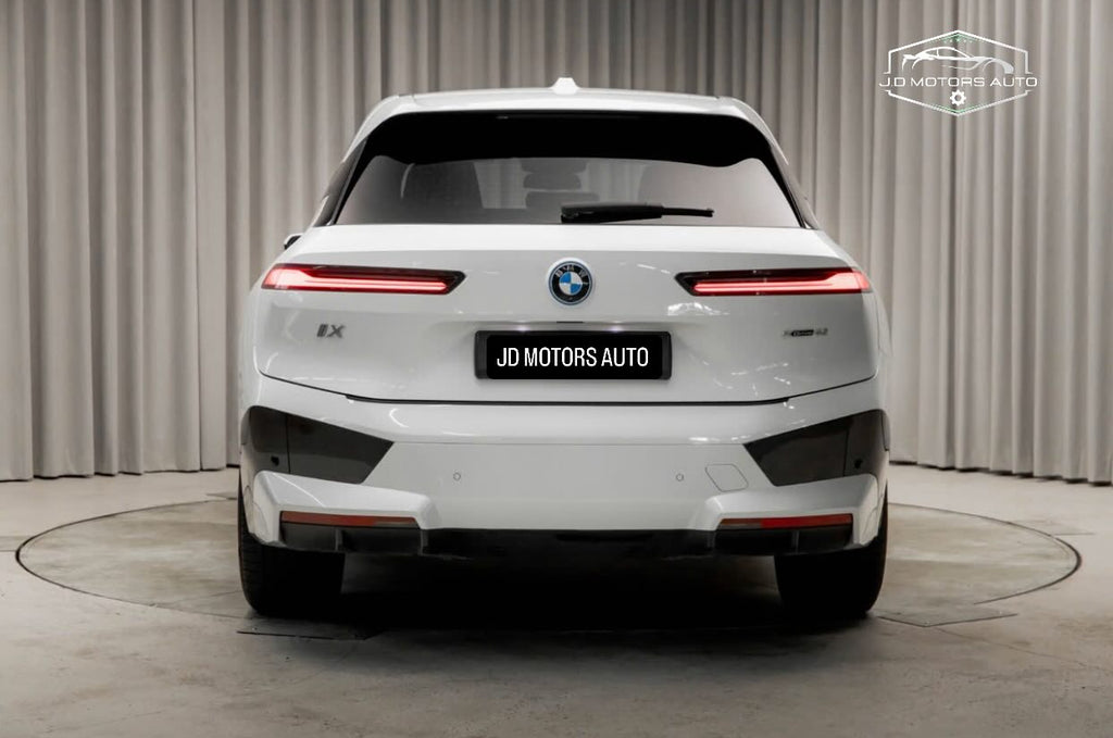 BMW iX xDrive 40 2022  Elétrico Premium