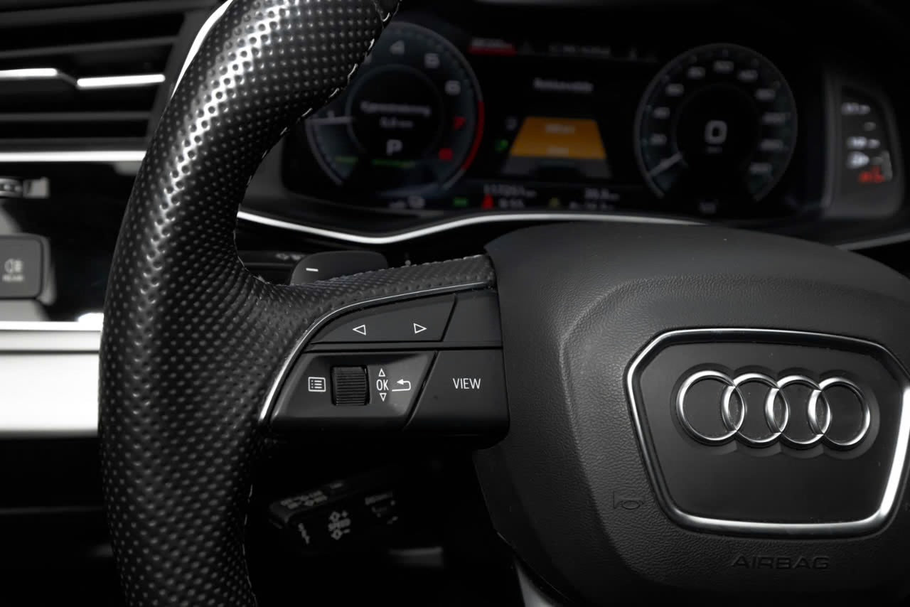 Audi Q7 60 TFSIe S-Line Black Optic 2021