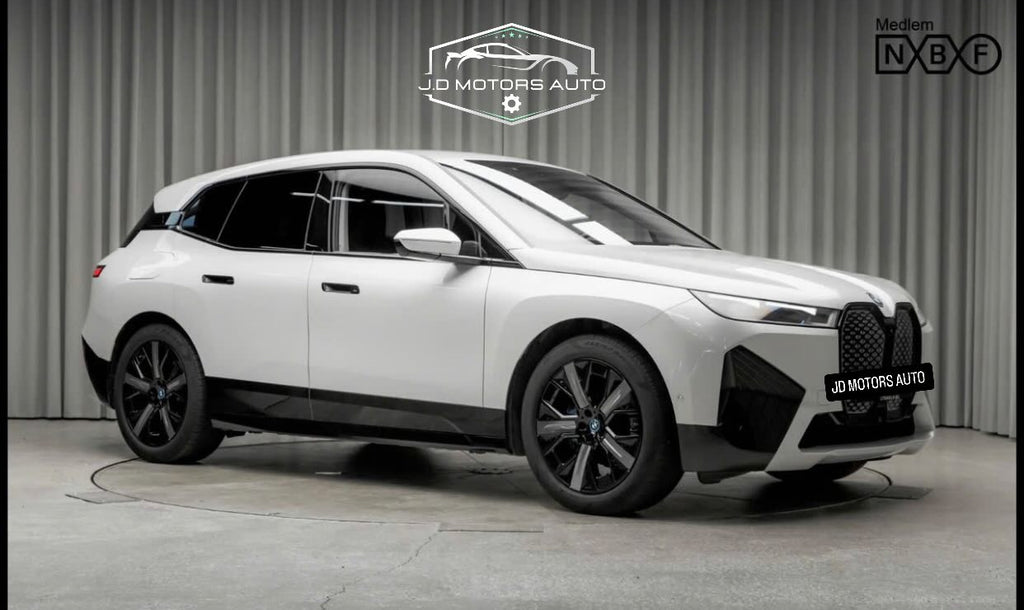 BMW iX xDrive 40 2022  Elétrico Premium