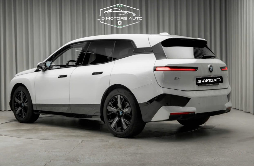 BMW iX xDrive 40 2022  Elétrico Premium