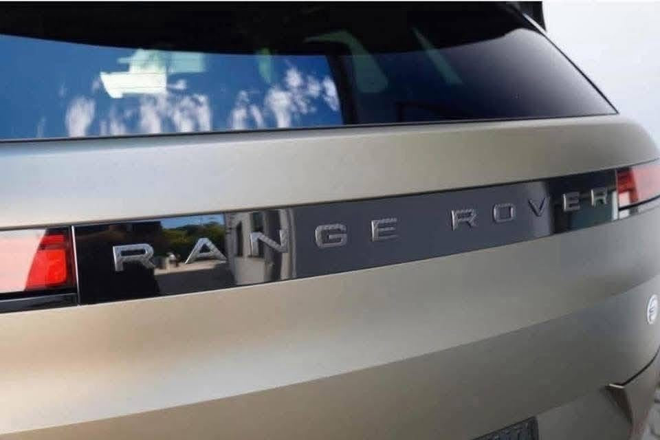 RANGE ROVER SPORT P635 SV EDITION ONE BRONZE 2024