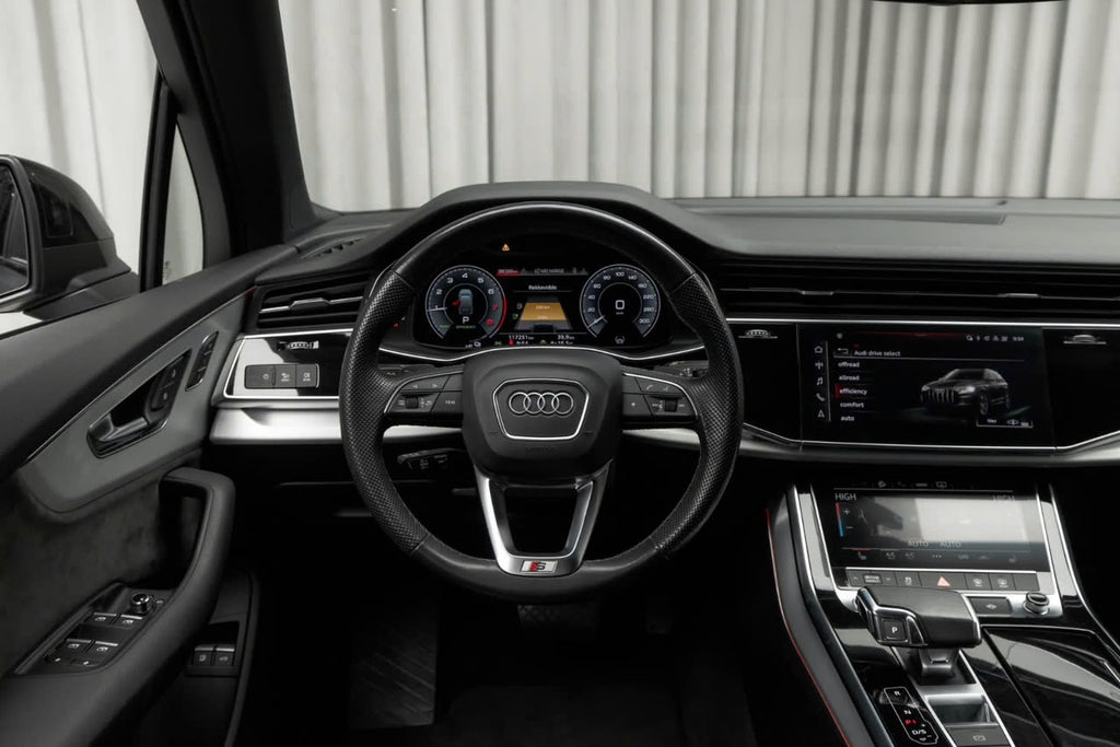 Audi Q7 60 TFSIe S-Line Black Optic 2021